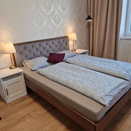 Old Town Apartment - 2 Bedrooms Bratislava Exteriér fotografie