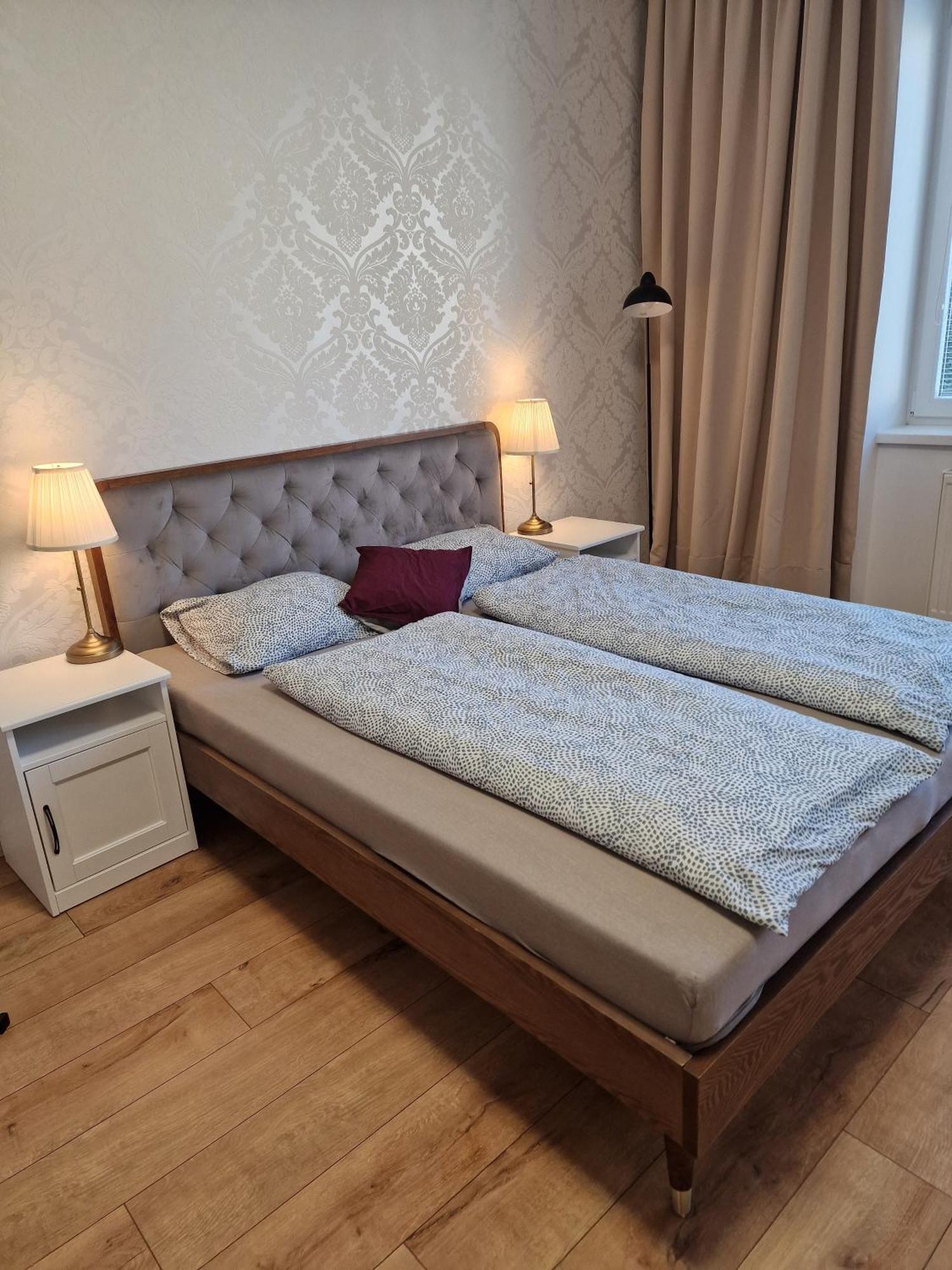 Old Town Apartment - 2 Bedrooms, Self Check-In Bratislava Exteriér fotografie